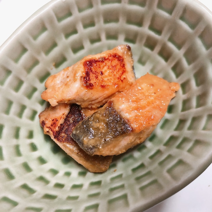 幼児食♪鮭の味噌マヨ焼き